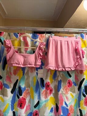 NWT Juicy Couture Sport Pink Ruffle Crop Top & Skort Set